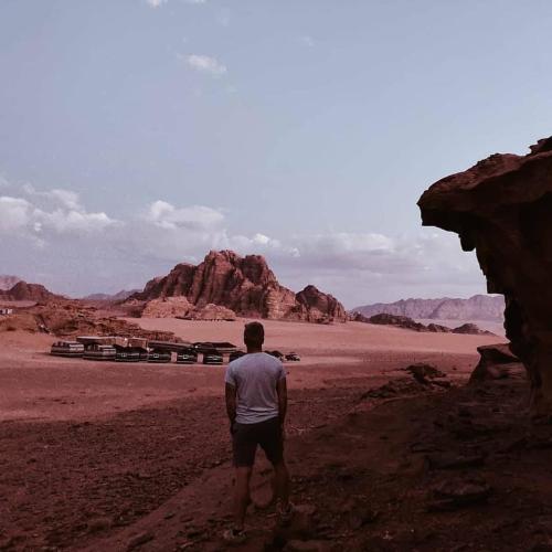 wadi-rum-camp