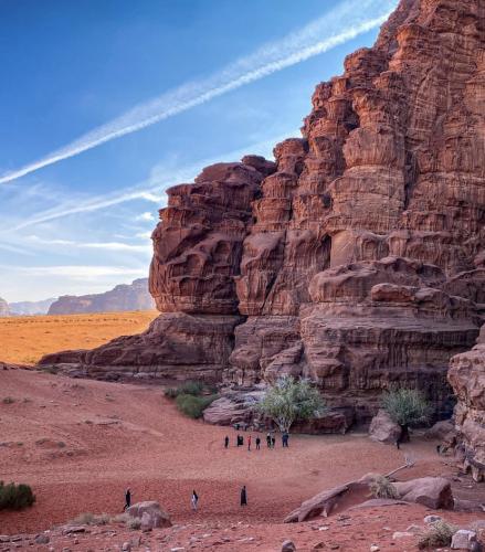 wadi-rum-khazali-canyon