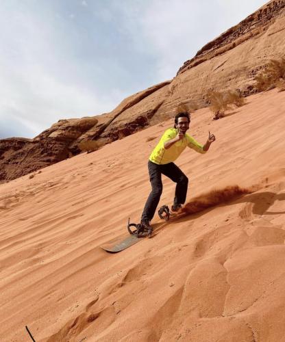 wadi-rum-sand-boarding