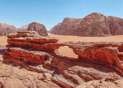 wadi-rum-small-arch